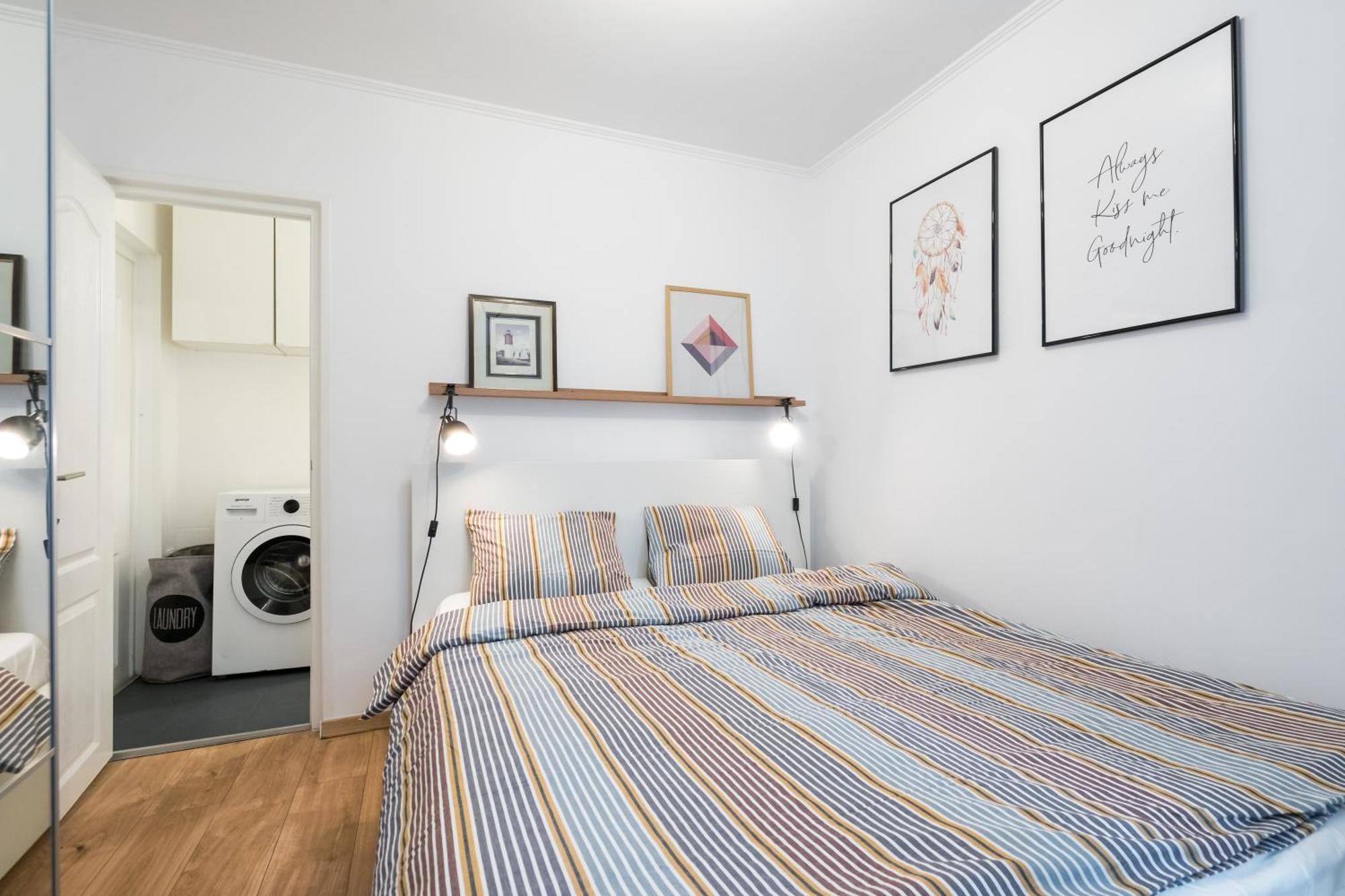 Ultracentral Cozy Apartment Bukarest Exterior foto