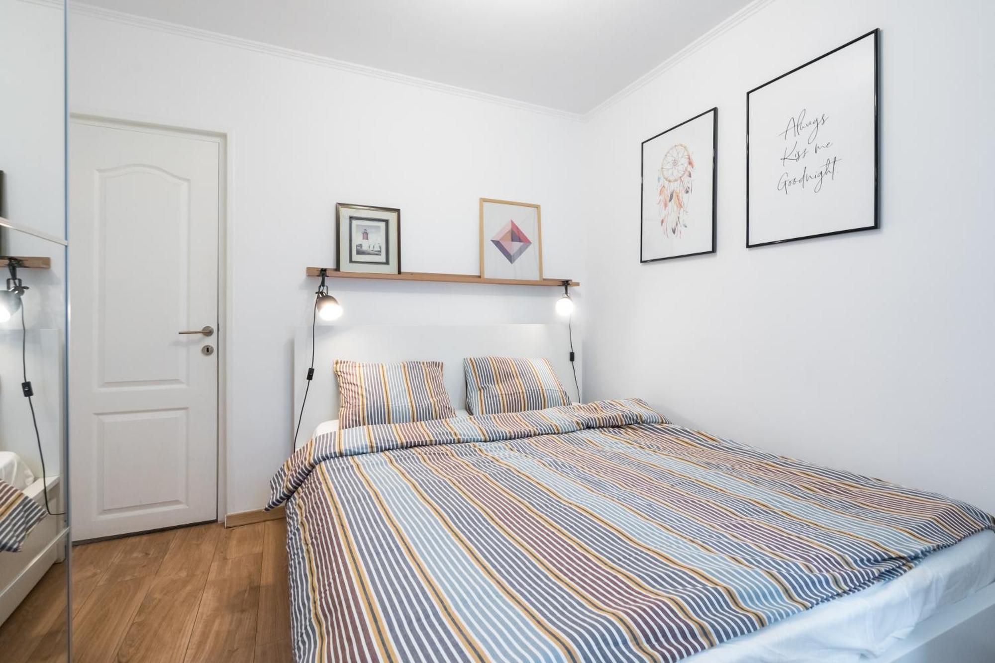 Ultracentral Cozy Apartment Bukarest Exterior foto