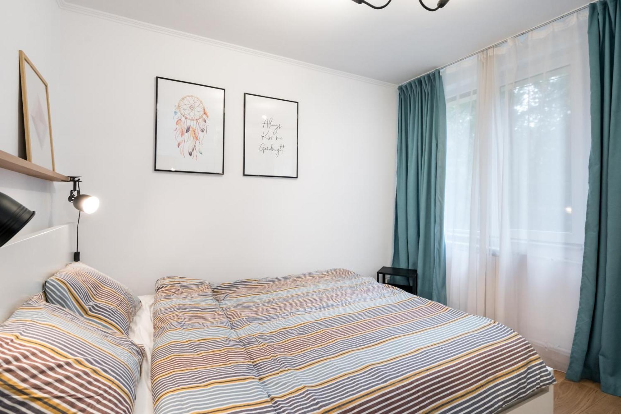 Ultracentral Cozy Apartment Bukarest Exterior foto